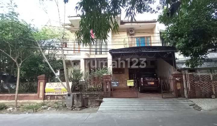 Megapolitan Cinere House