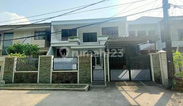 Rumah sunter hdp Timur dlm kompleks Rumah sunter hdp Timur dlm kompleks