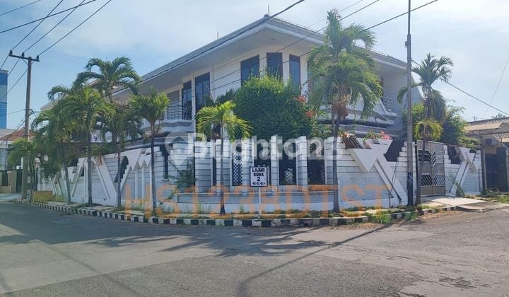 RUMAH MEWAH DHARMAHUSADA DEKAT GALAXY MALL, MERR, UNAIR