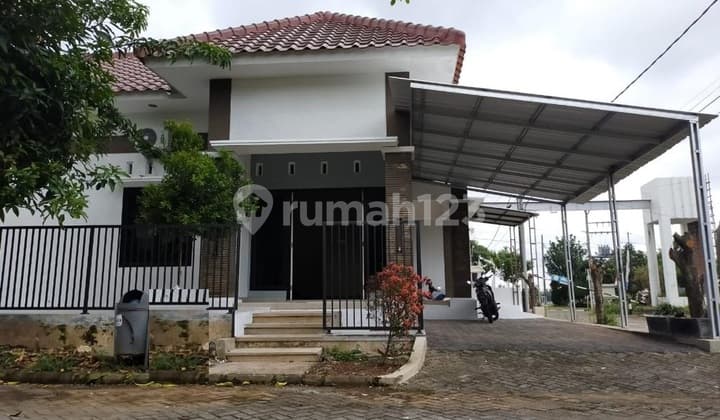 Rumah Siap Huni Lingkungan Asri Dekat UNDIP Tembalang Semarang.