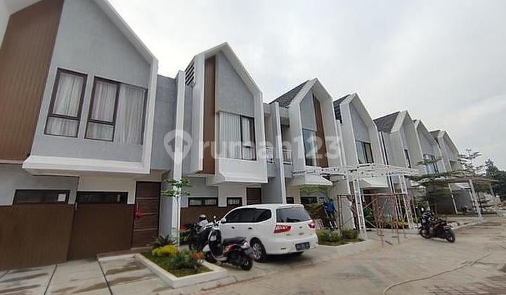Rumah baru 2 lantai Bergaya modern di Jakasampurna kalimalang Bekasi Barat