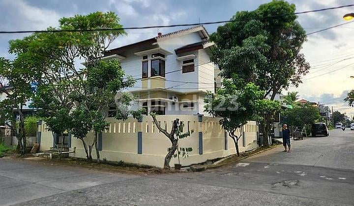 Rumah Hook Furnished Bagus Di BCC Bukit Cimanggu City Akses Tol