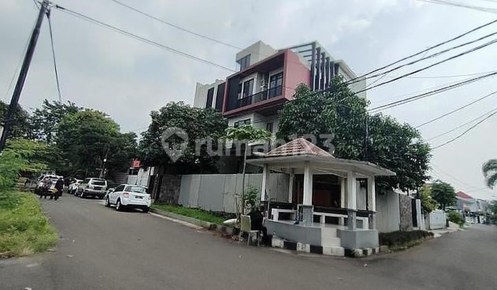 Luxury house/office corner access close to Kelapa Gading in front of LRT station