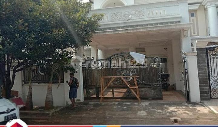 Fully furnished house in Royal Residence East Jakarta