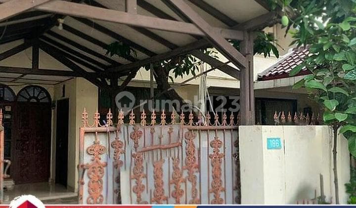 RUMAH DI PERUMAHAN MALAKA JAKARTA TIMUR