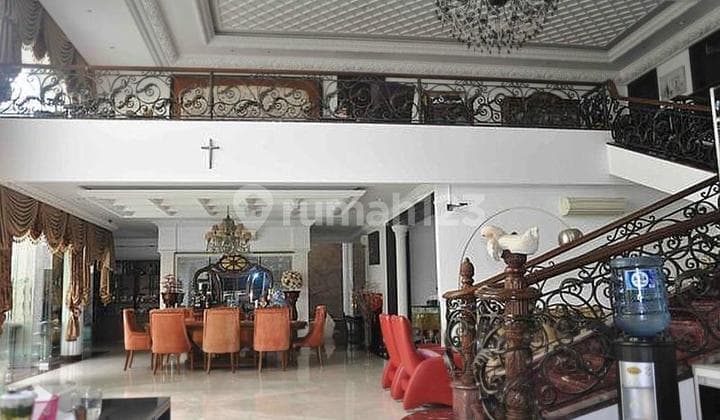 Turun Harga, Rumah Mewah 2 Lantai, Taman Cilandak, Tidak Banjir, Nyaman, Nego