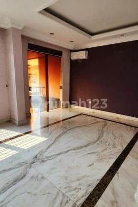 Pantai Indah Kapuk - Cluster Katamaran