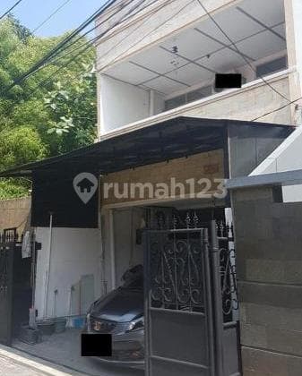 Rumah second masih layak huni di Tomang