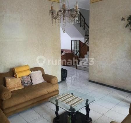 Flash Rent! Lokasi Strategis! Rumah Di Sunter!