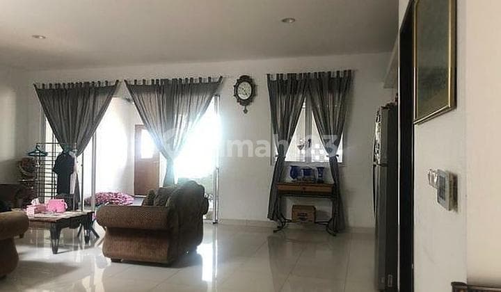 Nice 12-Wide House in Palm Spring JGC Jakarta Garden City