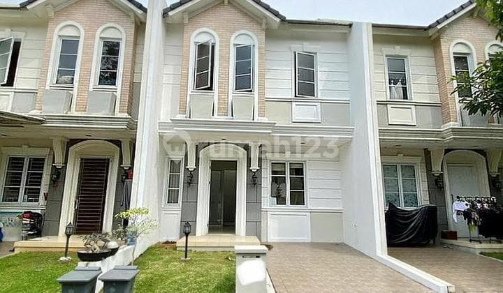 Termurah Rumah di Cluster Azura Vanya Park Bsd Rapih Siap Huni