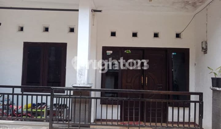 Rumah Siap Huni Minim Renov Di Tambak Sari Surabaya