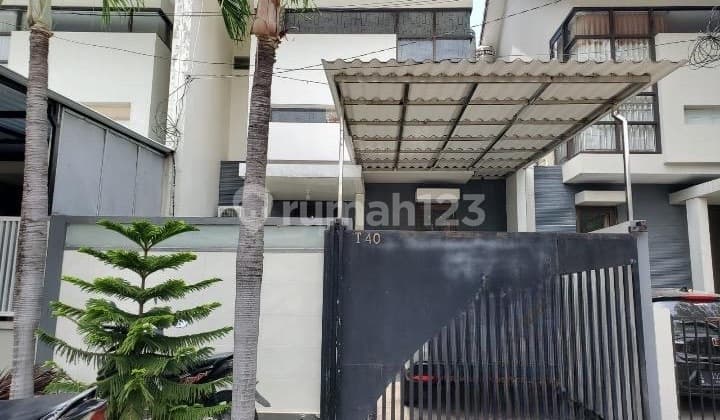 RUMAH BAGUS SIAP HUNI TERAWAT TINGGAL BAWA KOPER SAJA PANTAI MENTARI (MR)