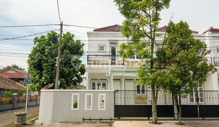 Serene New House at Sayap Gatot Subroto, Bandung