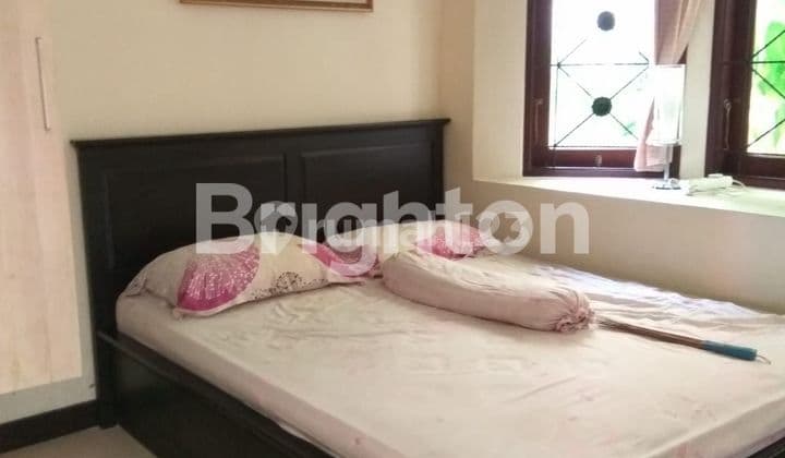 Rumah Luas Cantik 2 Lantai Di Puri Gading