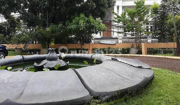 Rumah Lama Terawat di Jl. Pejaten Barat