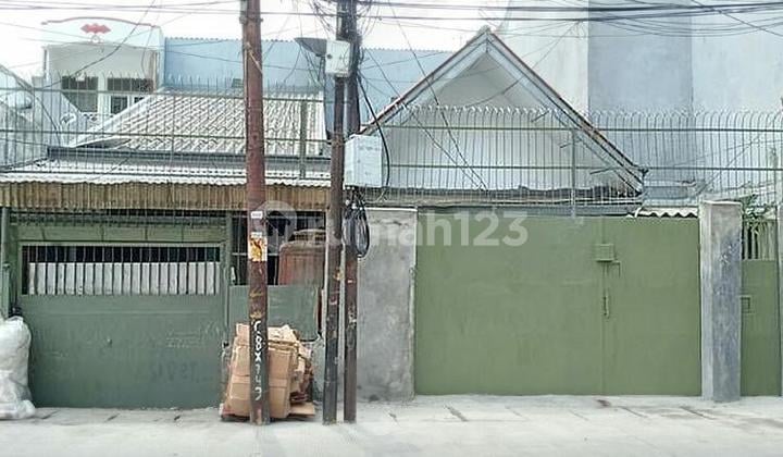 Rumah Di Kesederhanaan, Masih Layak Huni Strategis