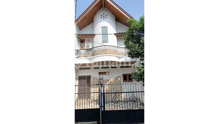 Rumah Taman Kedoya Baru, Luas 6x15m2