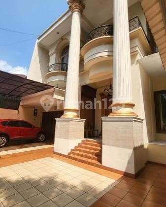 Rumah cantik di Darmawangsa Kebayoran baru Jakarta Selatan