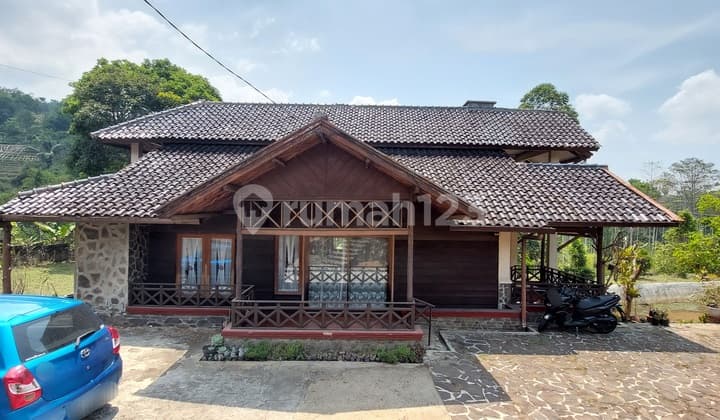 JUAL CEPAT VILLA EKSOTIK CIWIDEY SHM