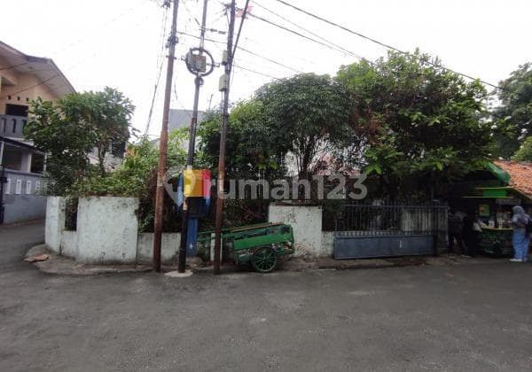 Rumah Tua Hitung Tanah Cocok Untuk Kost di Kebon Jeruk Area Jakarta Barat Dekat dengan Universiats