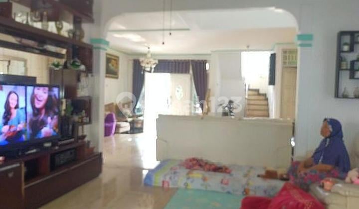 Rumah bagus , asri nyaman di Cisalak Cimanggis Depok