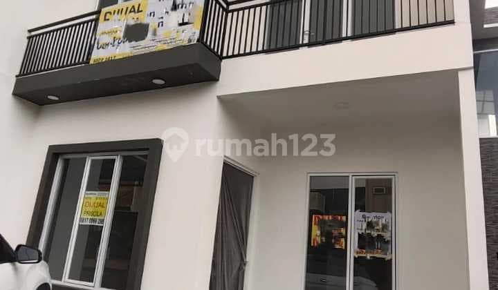 Brand new house in Taman Chrysant Kencana Loka BSD City, near BSD Toll Exit.