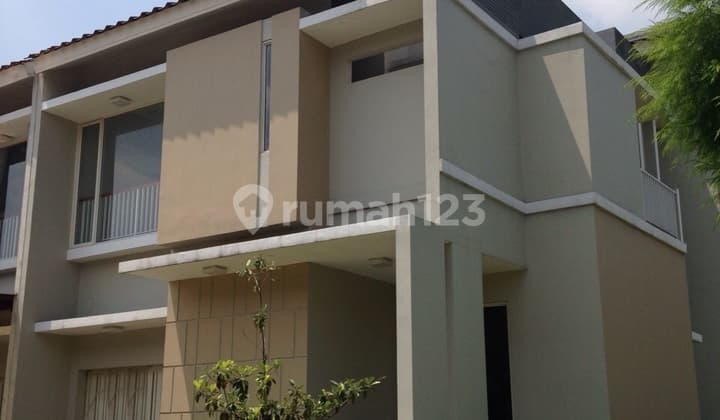 Di Sewakan Rumah Bagus Di Cluster Kebayoran, Bintaro Sektor 7