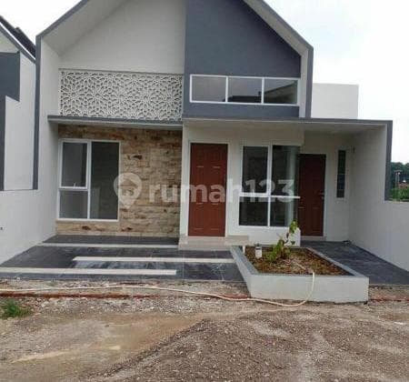 Rumah Syariah, Selangkah Ke Stasiun Cilebut