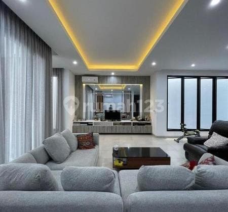 For Sale, Menteng House