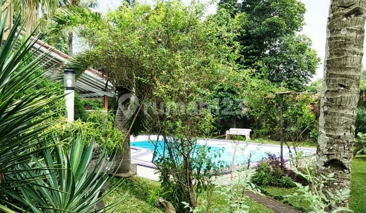 Rumah Bagus Sekali Dan Besar Di Rempoa Sangat Nyaman