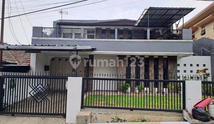 Beautiful House Already Renovated Sayap Surya Sumantri Pasteur