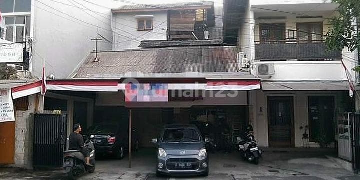 Rumah di Bendungan Hilir Pejompongan Jakarta Pusat