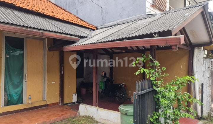 Rumah Tua Lokasi Strategis Bagus Untuk Kost Di Cempaka Putih Jakarta Pusat S6621