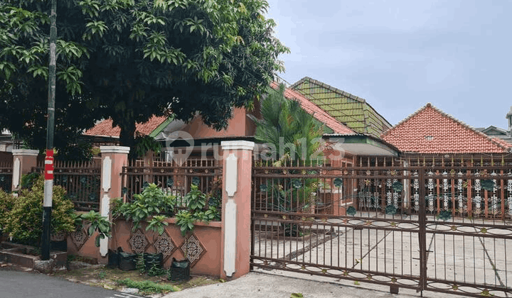 Rumah Lama Terawat Di Percetakan Negara