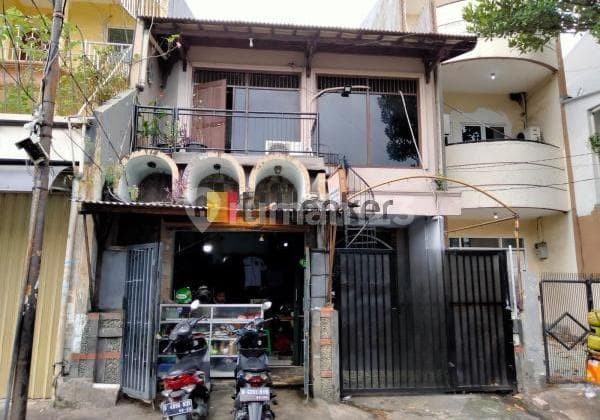 Rumah Lokasi Ramai, Cocok Unt Kost/Usaha, Di Tomang Jakarta Barat