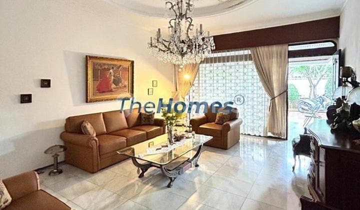 Rumah Asri Nyaman Komplek Elit Cip Cempedak Otista