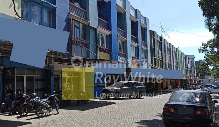 3-Story Pujasera Shop House