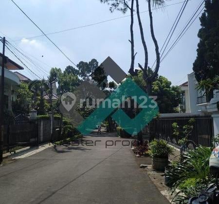 rumah luas terawat dalam cluster di Tubagus Ismail Dago Bandung