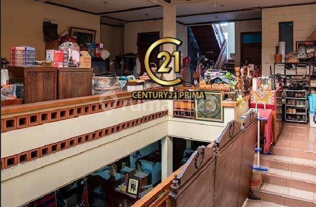 Rumah Bagus Strategis Di Lebak Siliwangi Bandung