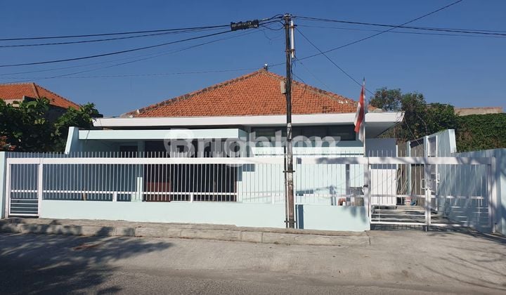 RUMAH ISTIMEWA DI CITARUM SELATAN