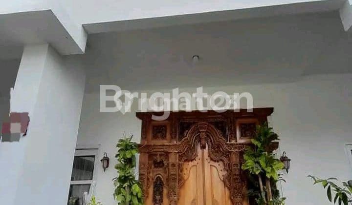 Luxury house in a fertilizer and cool housing complex