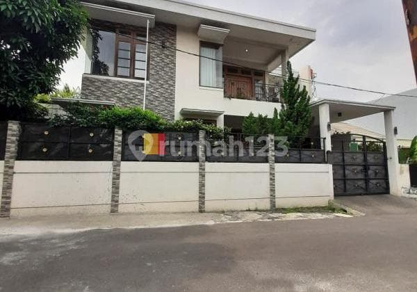 Rumah Mewah Lokasi Strategis di Pulo Nangka Timur Jakarta Timur