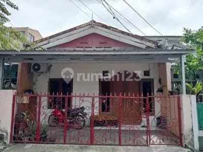 Dijual Cepat Rumah Strategis di Serua Ciputat Tangerang Selatan