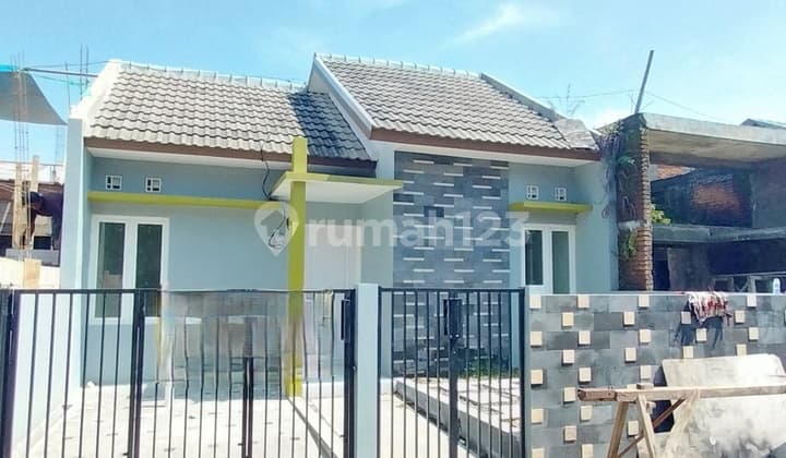 CEPAT RUMAH 1 LANTAI CANTIK & BAGUS SIAP HUNI MODERN HARGA TERJANGKAU
