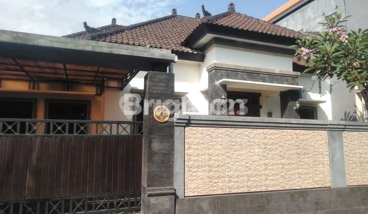 RUMAH DIKONTRAKKAN DI MUNGGU DEKAT CANGGU