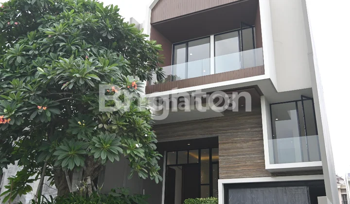 Rumah Baru Siap Huni Pakuwon Indah Dekat Graha dan Citraland