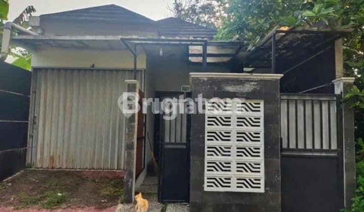 RUMAH DENGAN LOKASI STRATEGIS