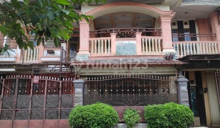 Dijual RUMAH LUAS DI MARGAHAYU PERMAI BANDUNG