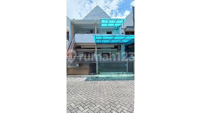Rumah Biru Laut Timur, Komplek Gading Surya, Kelapa Gading